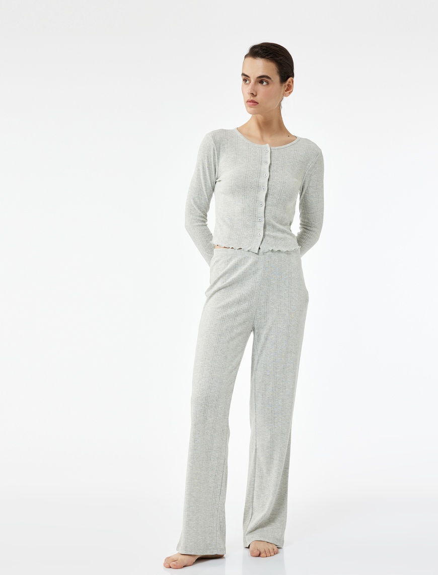   Uzun Kollu Düğmeli Bisiklet Yaka Örme Dokulu Pijama Üstü