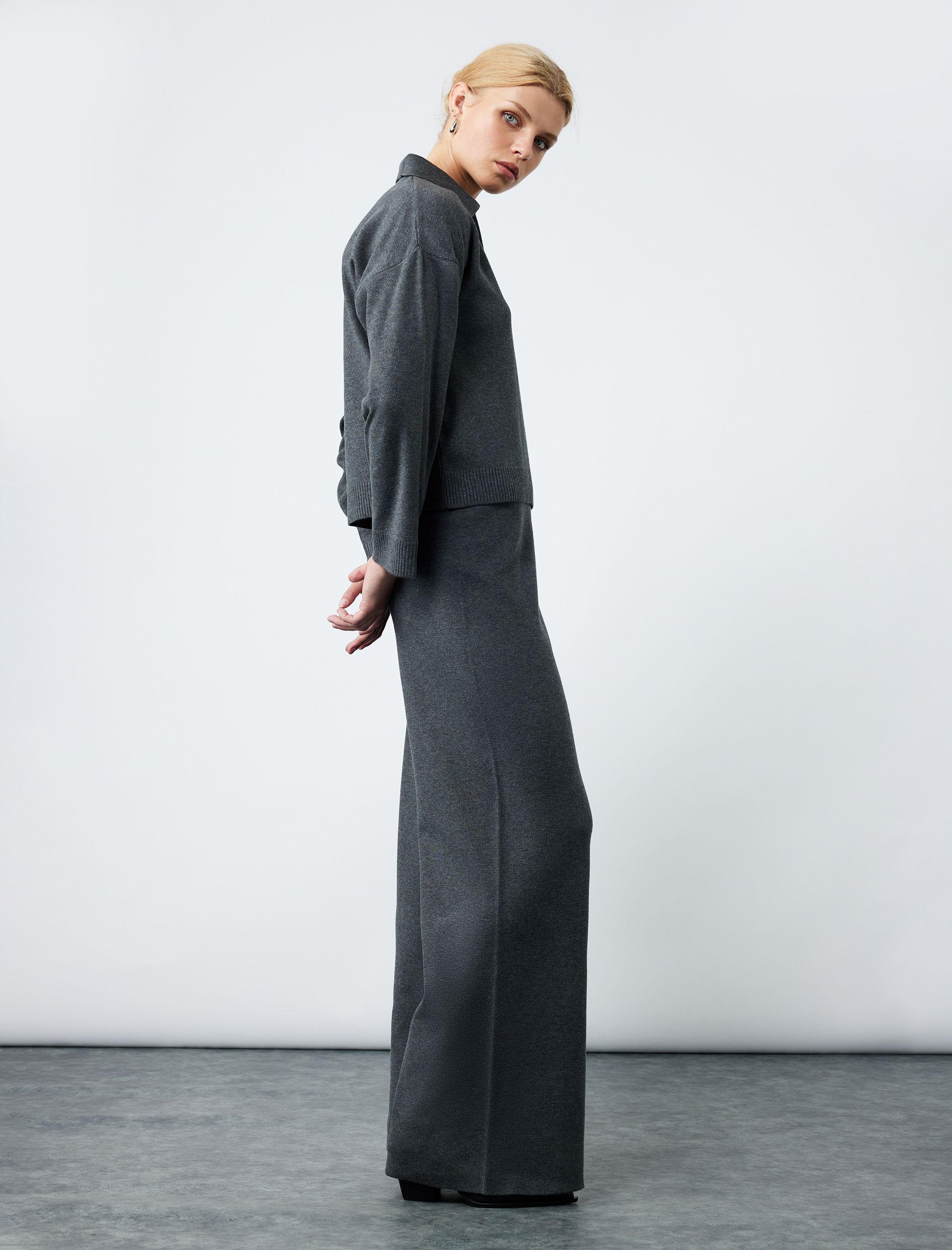   Beli Lastikli Rahat Kalıp Uzun Geniş Paça Triko Pantolon