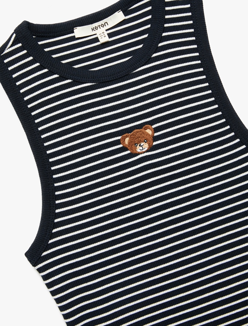   Slim Fit Bisiklet Yaka Ayıcık Nakış Detaylı Çizgili Crop Atlet