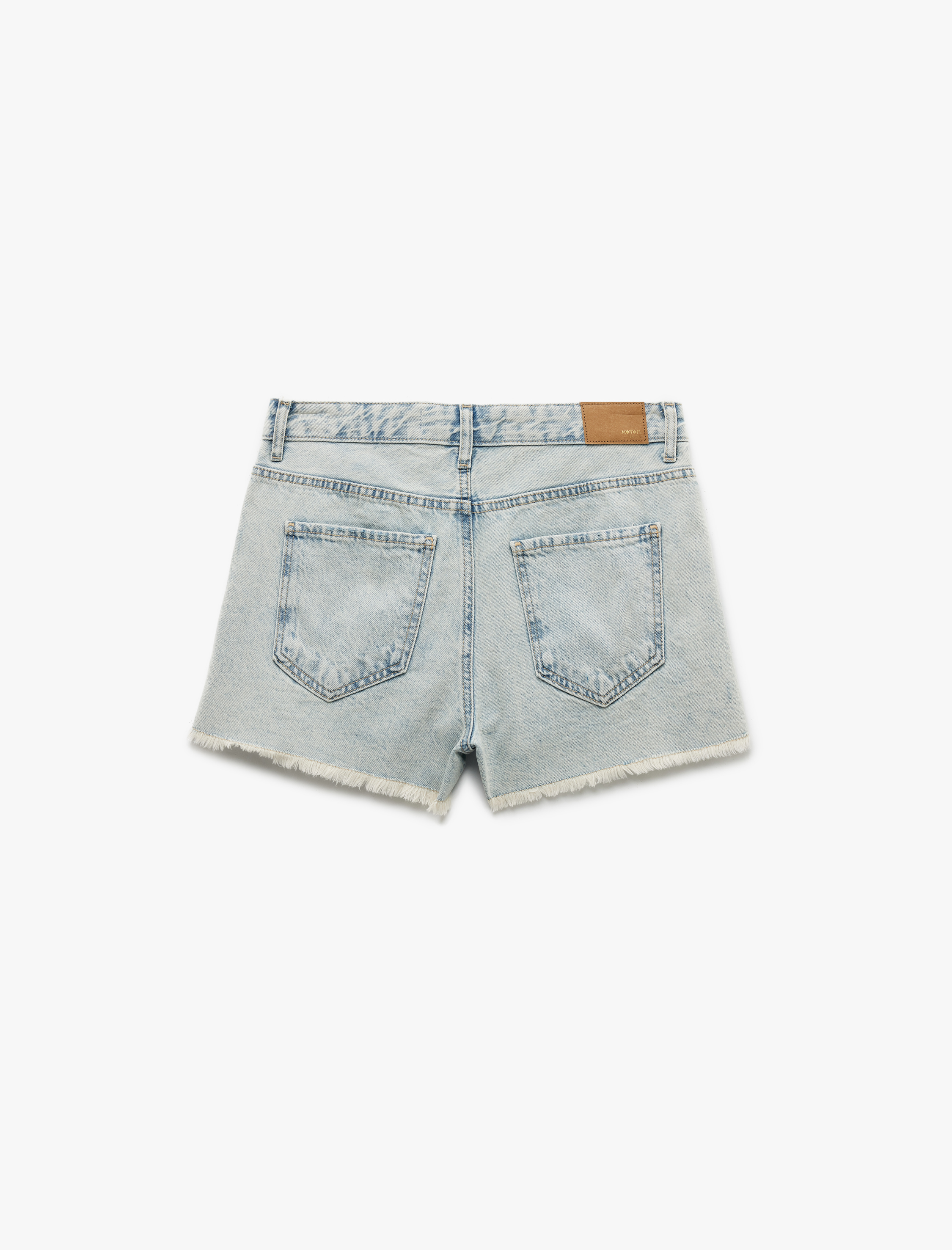   Rahat Kalıp Pamuklu Püsküllü Paça Mini Denim Şort