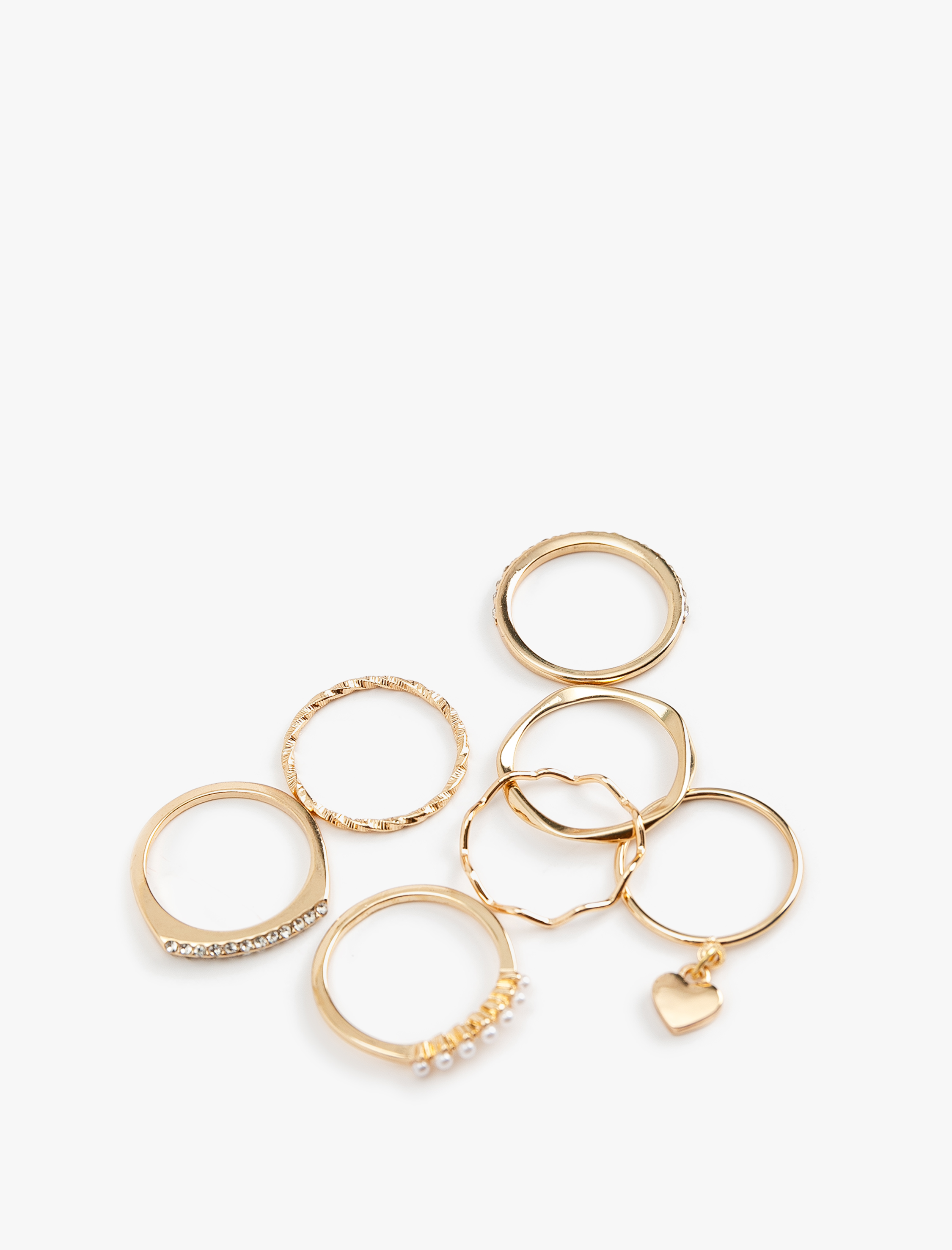  Kadın Taşlı Heart Charm Detaylı 7'li Yüzük Seti