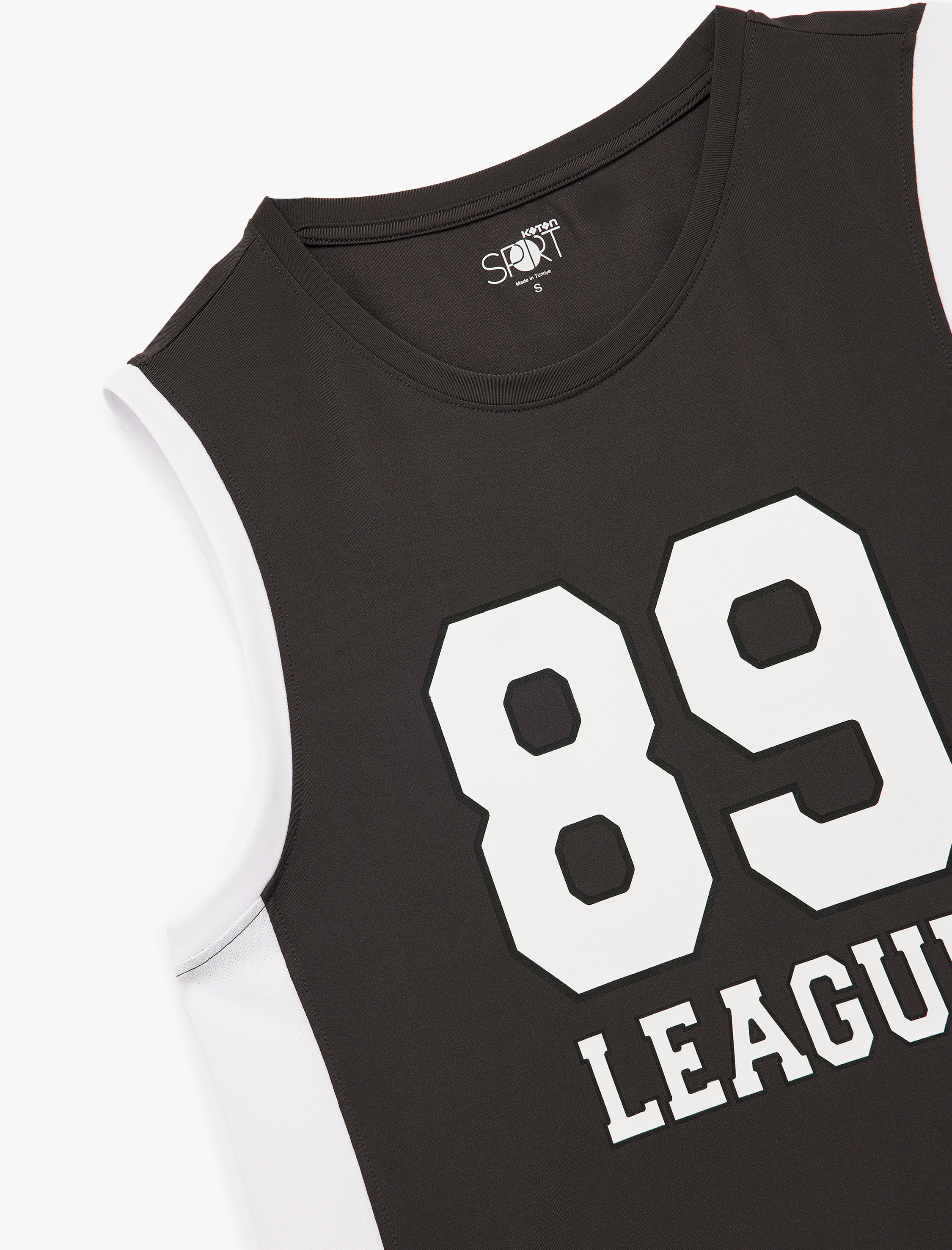   Kolsuz Bisiklet Yaka Renk Kontrastlı Oversize Baskılı Sporcu Atleti