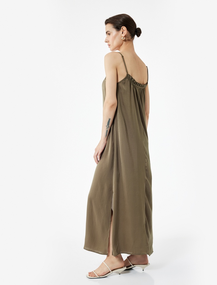  Aerobin Kumaş Bol Kalıp Fırfır Detaylı İnce Askılı Uzun Saten Elbise