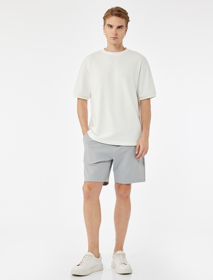  Cep Detaylı Beli Bağcıklı Bermuda Şort