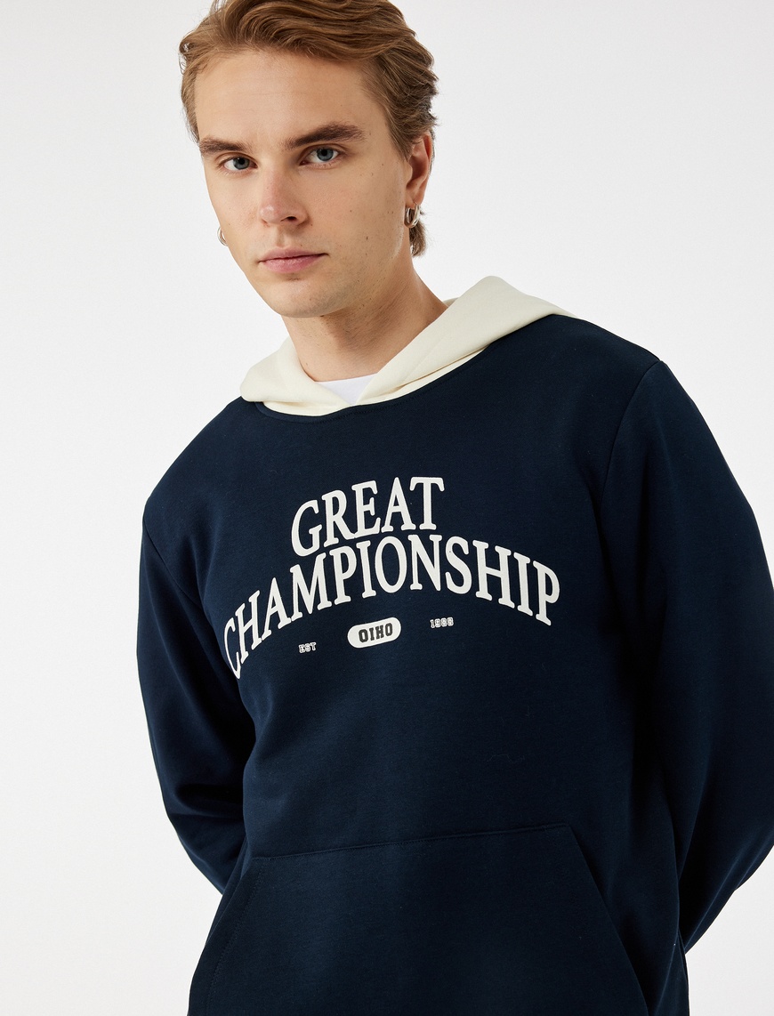   Kanguru Cepli Uzun Kollu Baskılı Şardonlu Renk Kontrastlı Kapşonlu Sweatshirt