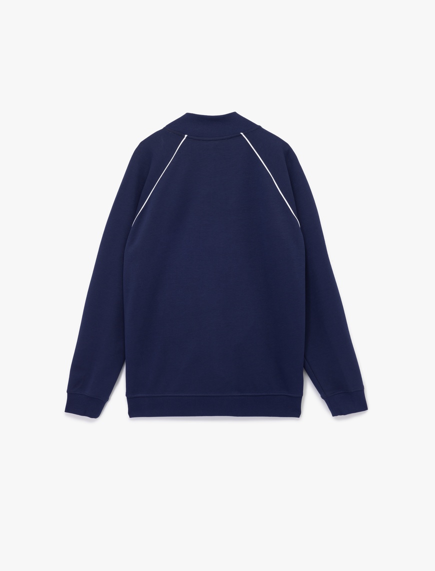   Uzun Kollu Çizgi Detaylı Cepli Pamuklu Dik Yaka Fermuarlı Sweatshirt