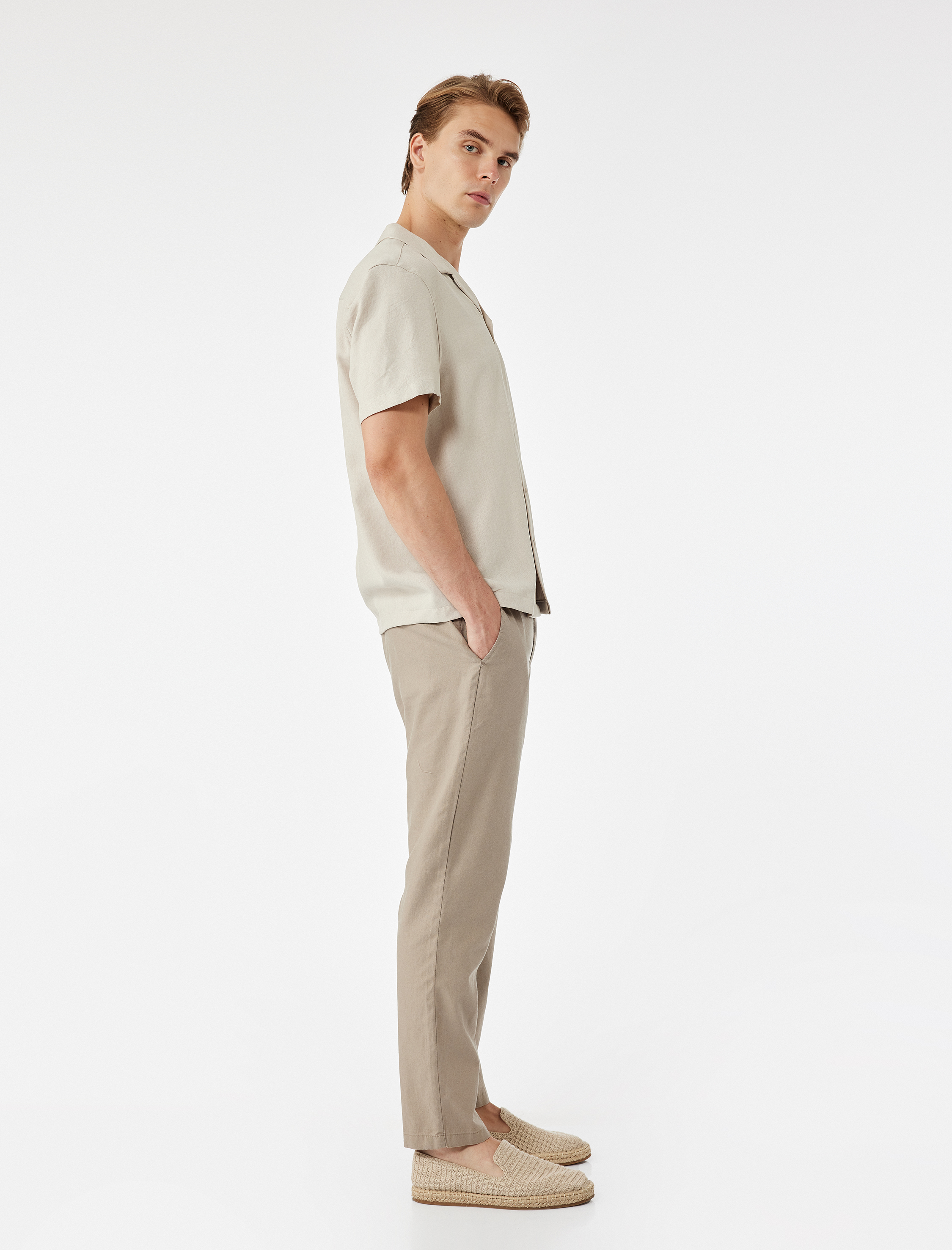   Keten Pamuk Karışımlı Cep Detaylı Beli Lastikli Düğmeli Pantolon