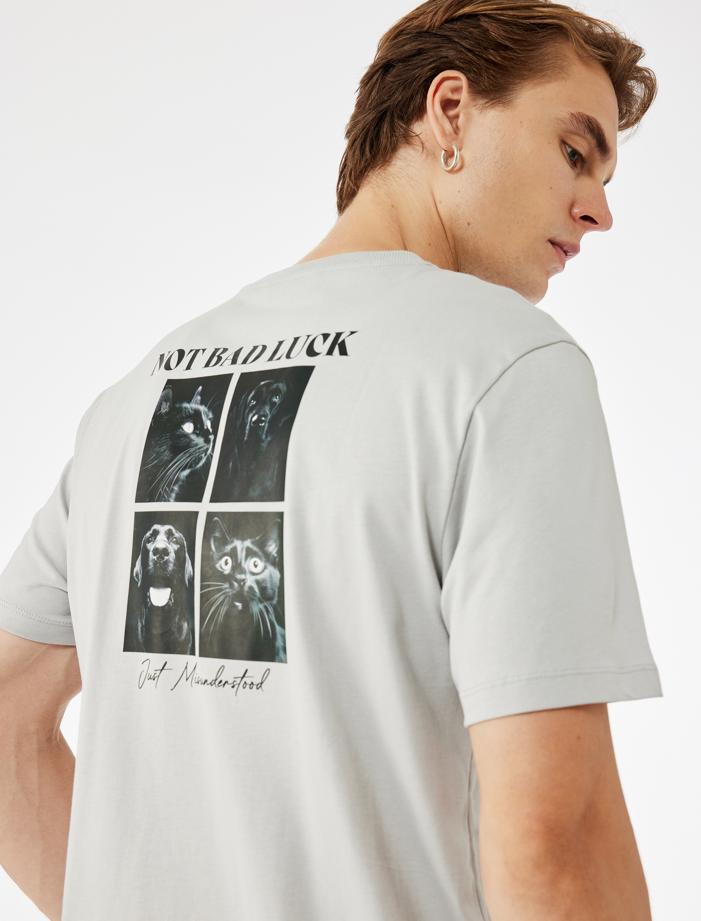 Regular Fit Kısa Kollu Bisiklet Yaka Pamuklu Arkası Baskılı Tişört