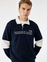 Uzun Kollu Renk Kontrastlı Baskılı Polo Yaka Sweatshirt