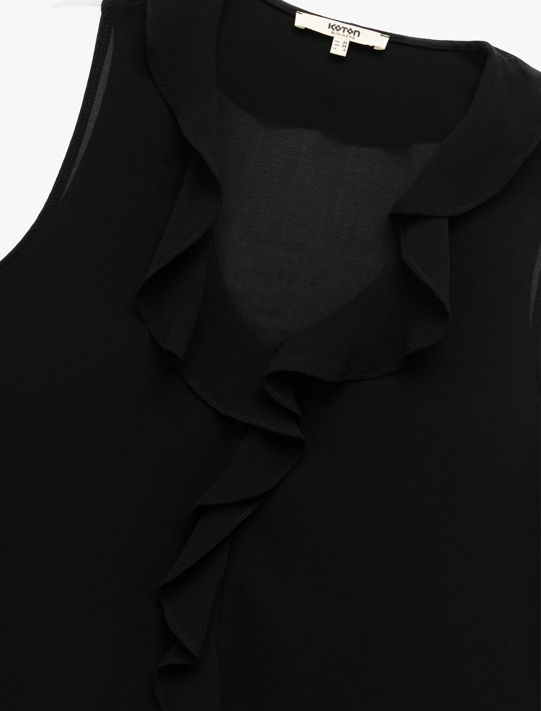 Kolsuz V Yaka Volanlı Fırfırlı Bluz