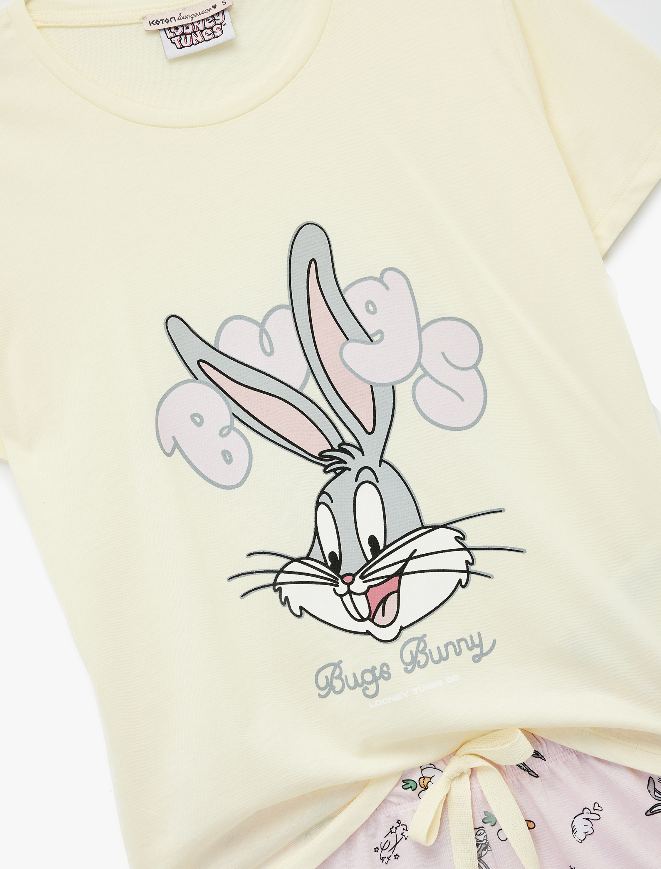   Lisanslı Bugs Bunny Baskılı Kısa Kollu Pamuklu Şortlu Pijama Takımı