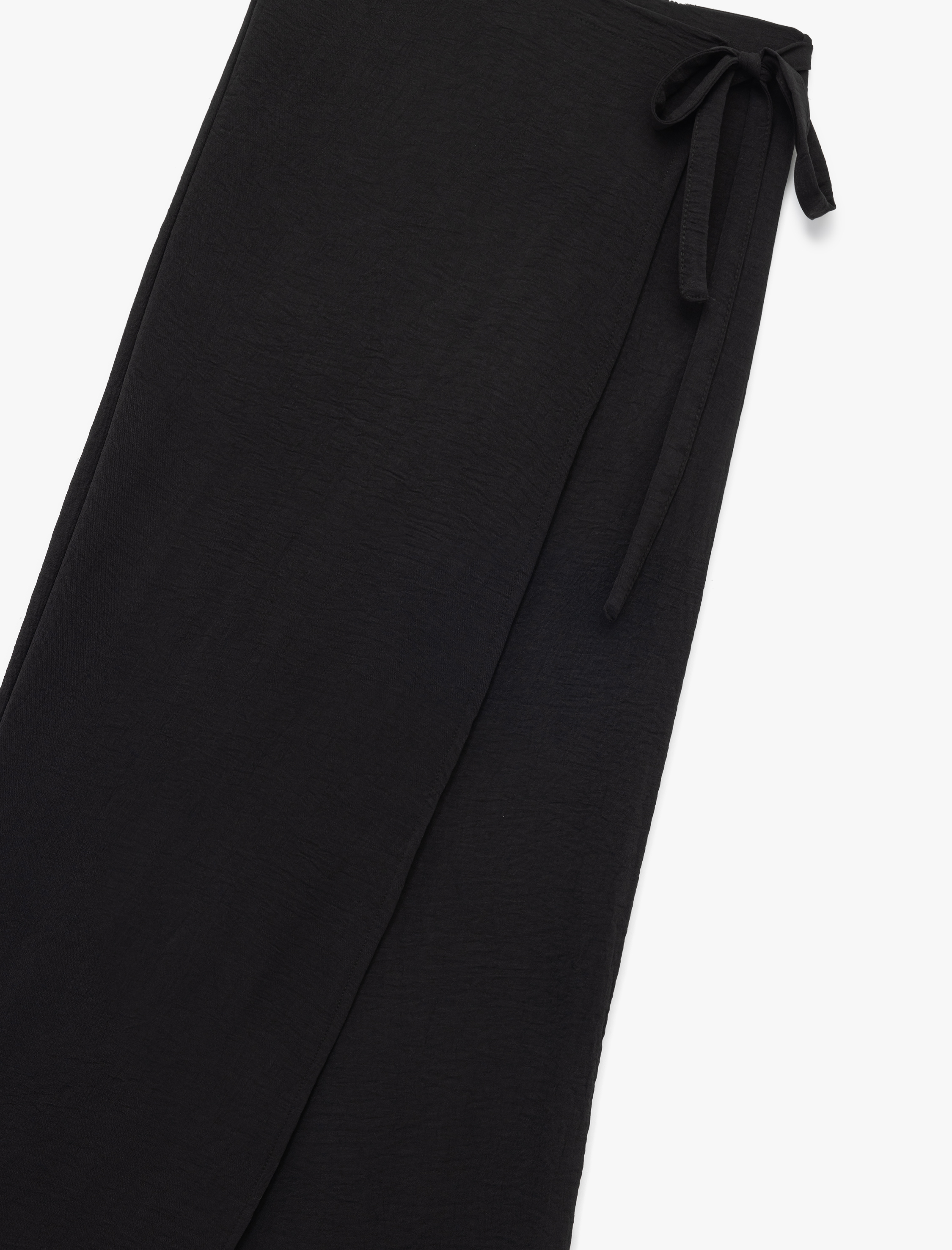   Beli Bağlamalı Rahat Kesim Geniş Paça Pantolon