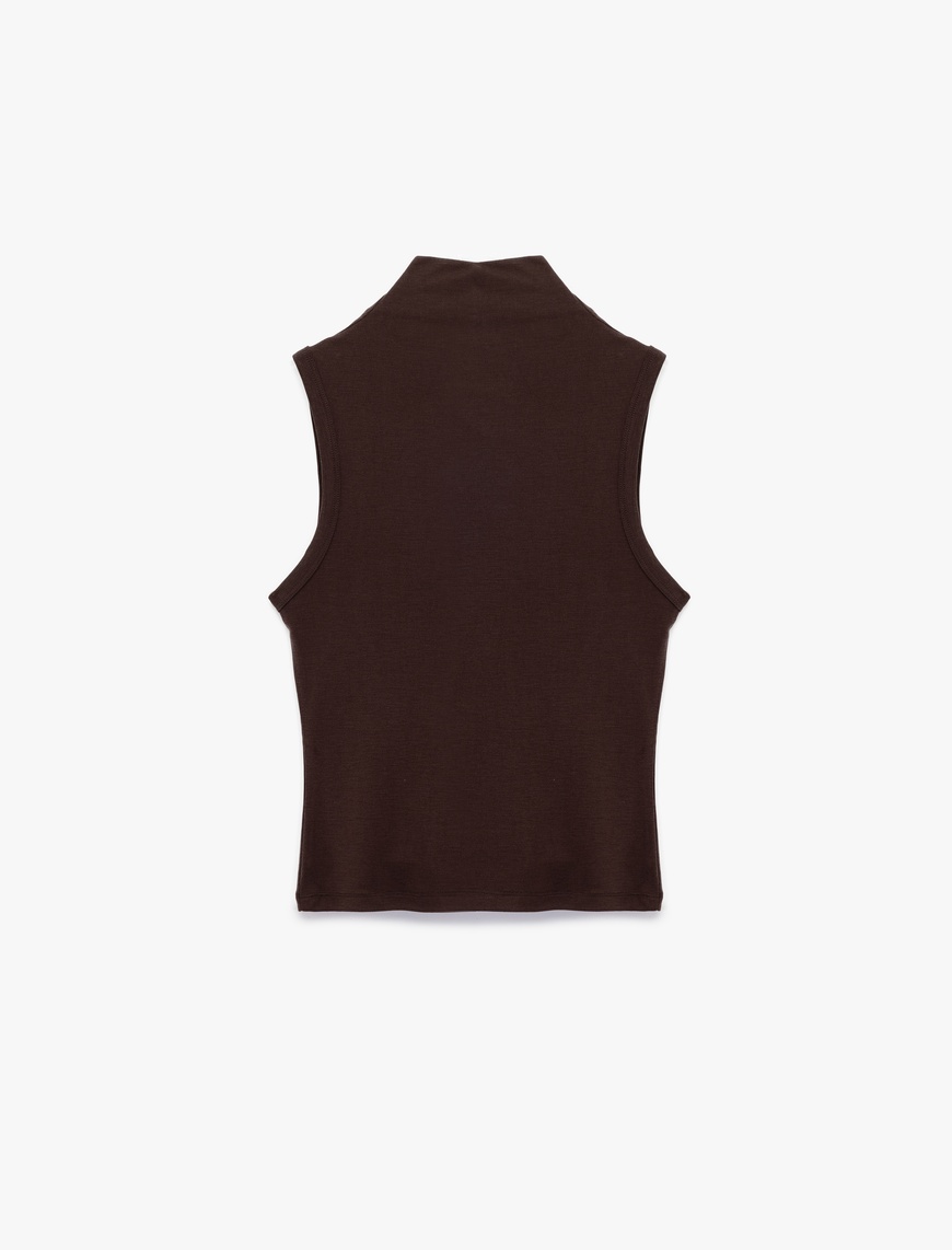   Modal Kumaş Slim Fit Dik Dökümlü Yaka Kolsuz Bluz
