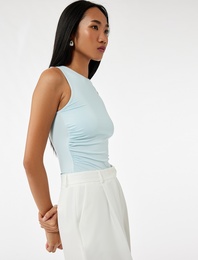 Slim Fit Bisiklet Yaka Drapeli Kolsuz Tişört