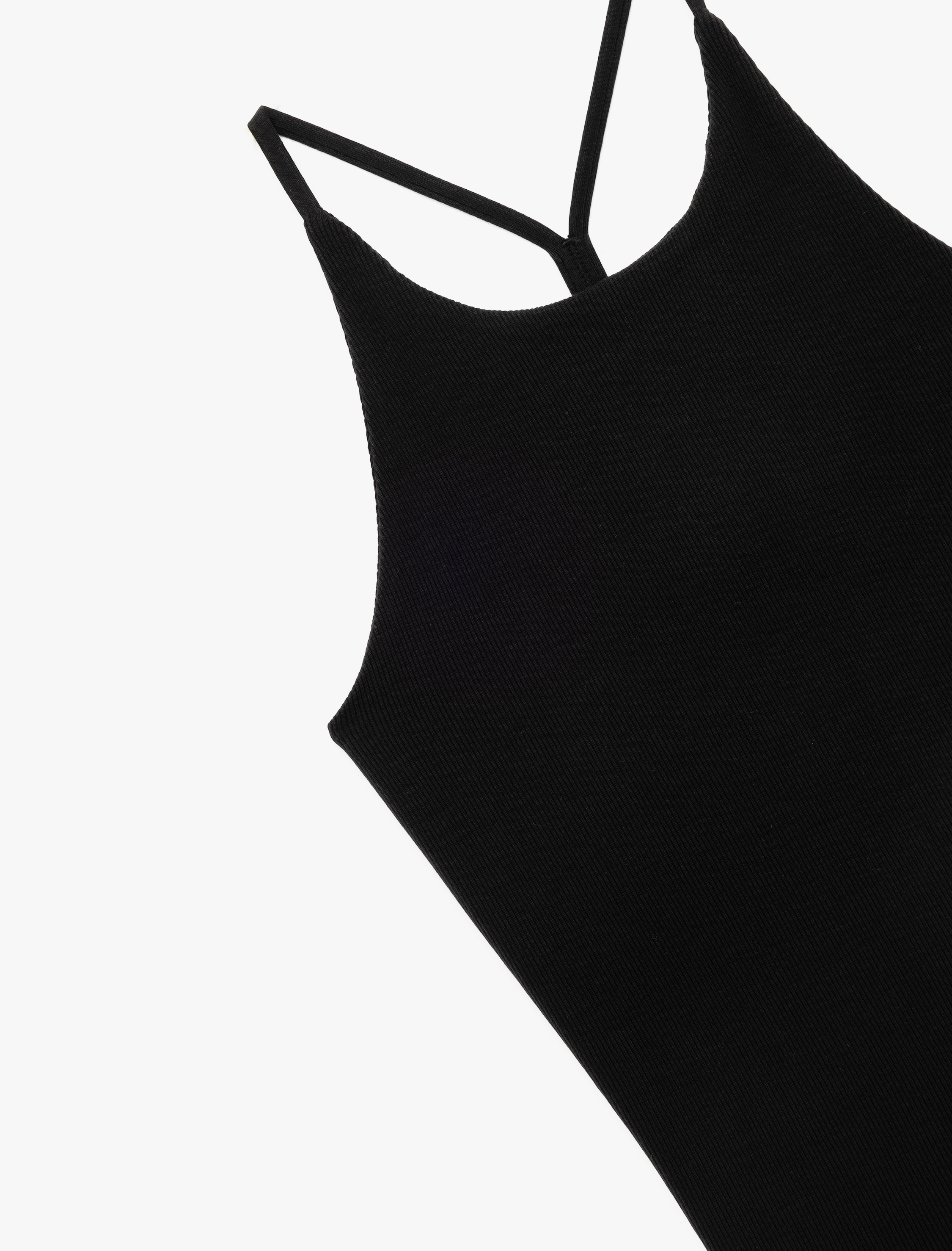   Pamuklu Sırt Detaylı Kolsuz Halter Yaka Bluz