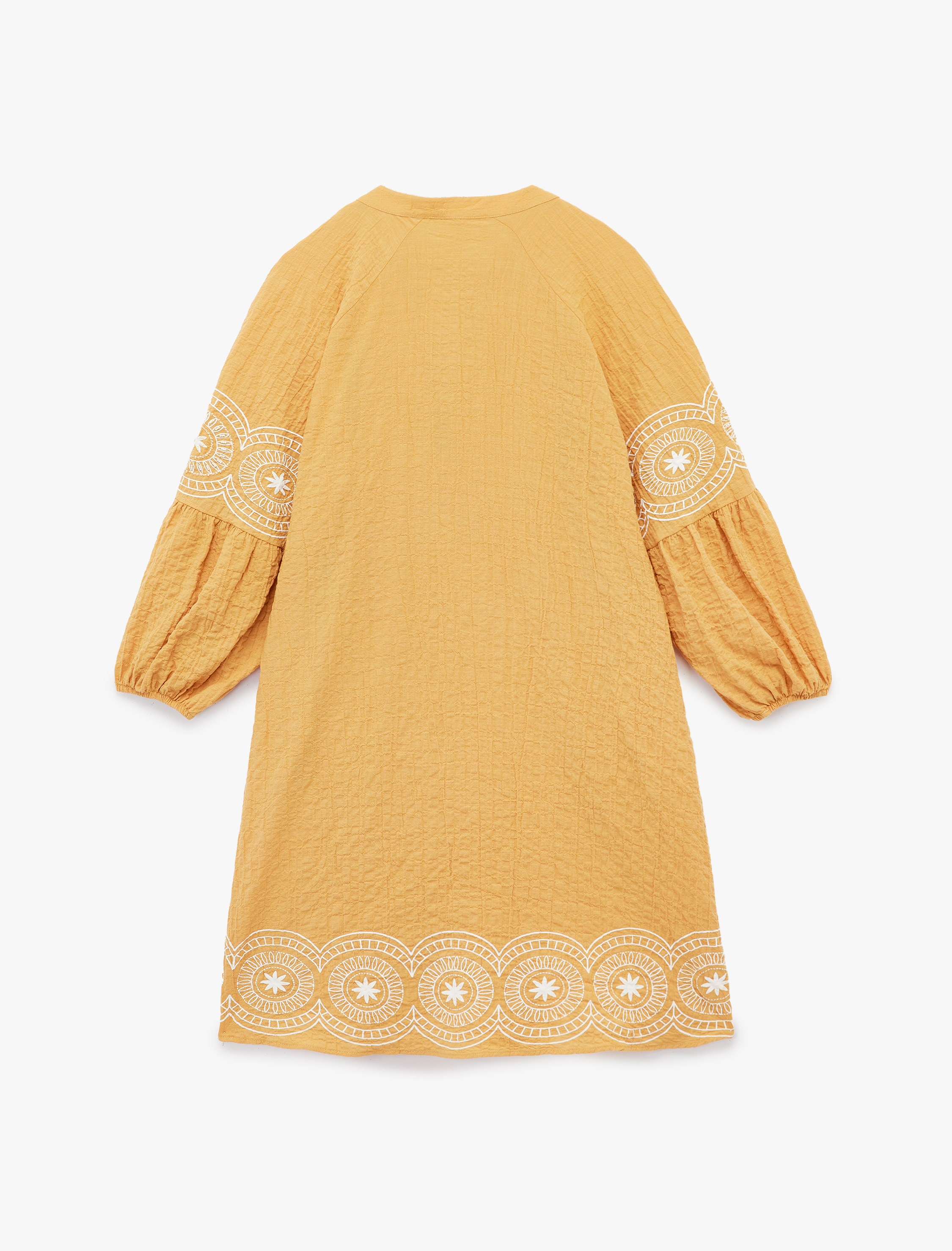   Pamuklu İşleme Detaylı Rahat Kalıp Uzun Balon Kollu Bağlamalı Yaka Mini Elbise