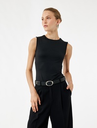 Slim Fit Kolsuz Bisiklet Yaka Bodysuit