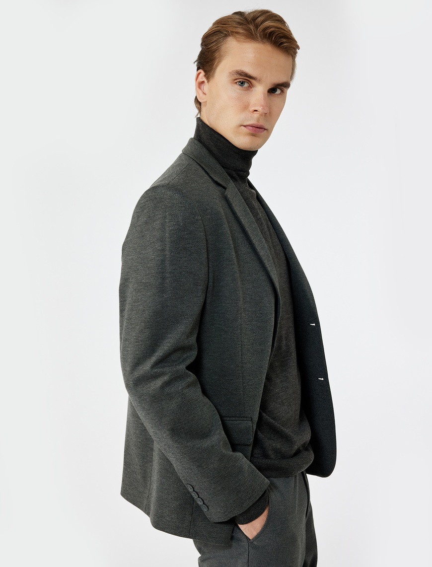   Slim Fit Kapaklı Cep Detaylı Uzun Kollu Mono Yaka Blazer Ceket