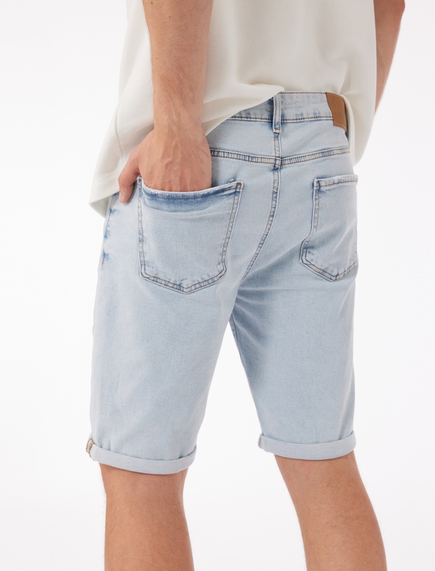 Katlamalı Paça Cep Detaylı Pamuklu Slim Fit Jean Şort_2