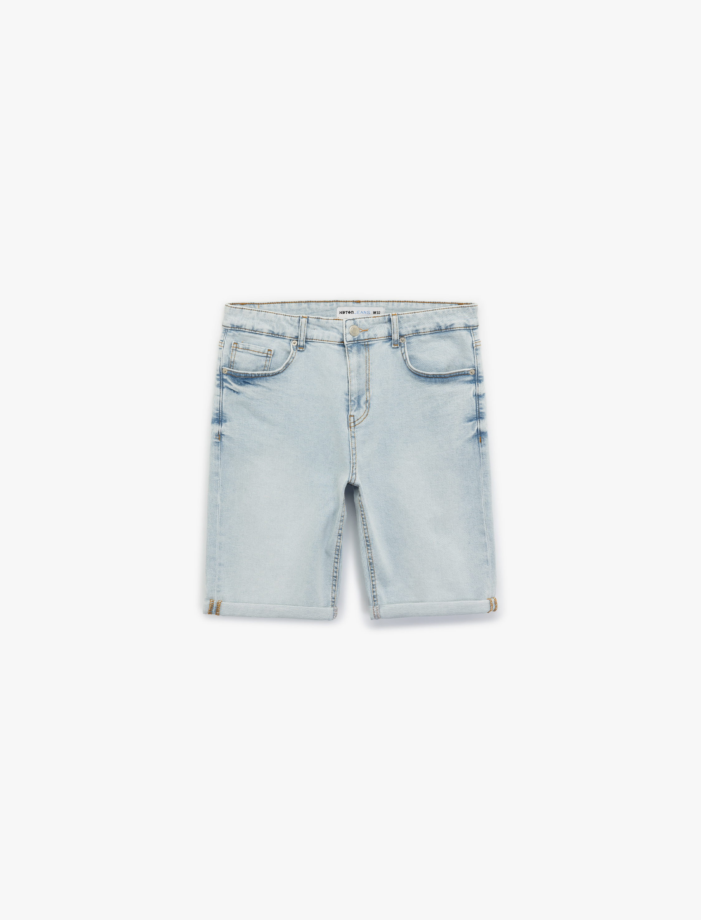   Katlamalı Paça Cep Detaylı Pamuklu Slim Fit Jean Şort