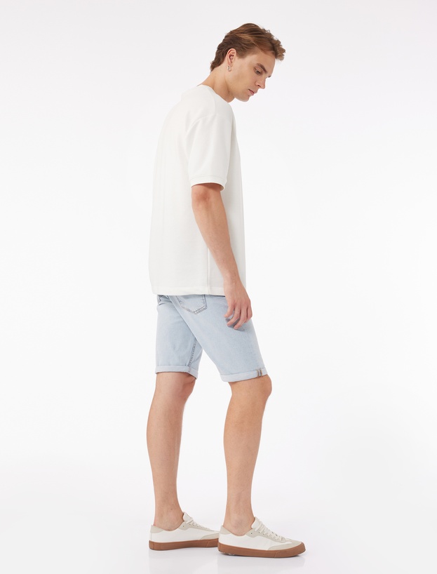 Katlamalı Paça Cep Detaylı Pamuklu Slim Fit Jean Şort_1