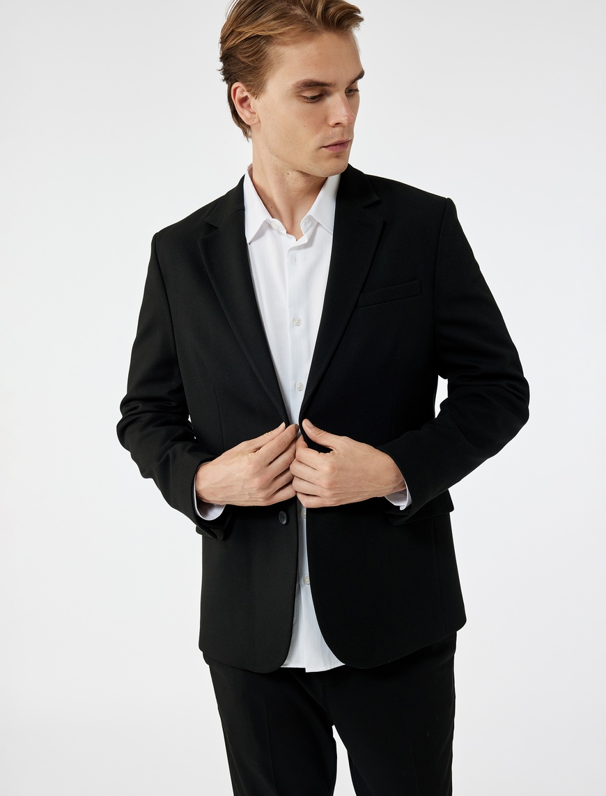   Slim Fit Kapaklı Cep Detaylı Uzun Kollu Mono Yaka Blazer Ceket