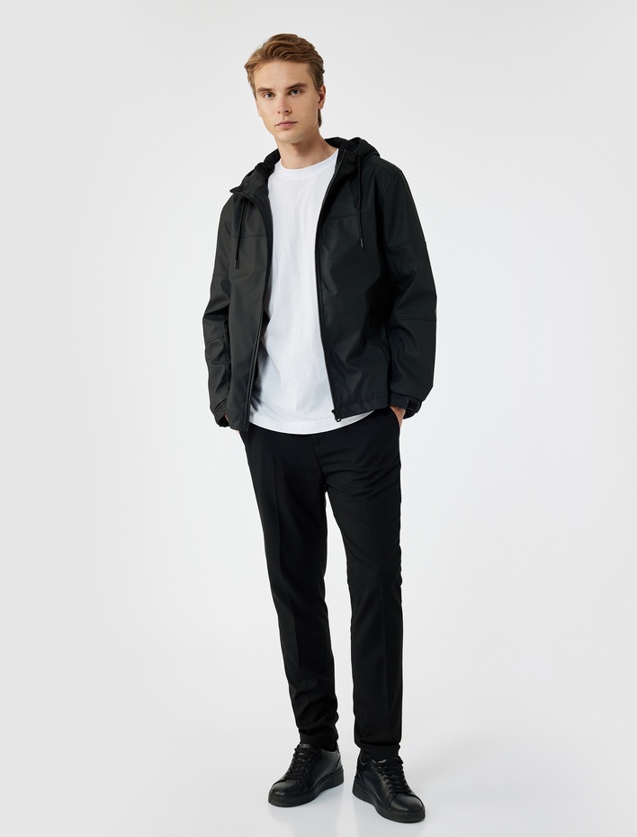  Uzun Kollu Fermuarlı Cep Detaylı Kapşonlu Yağmurluk