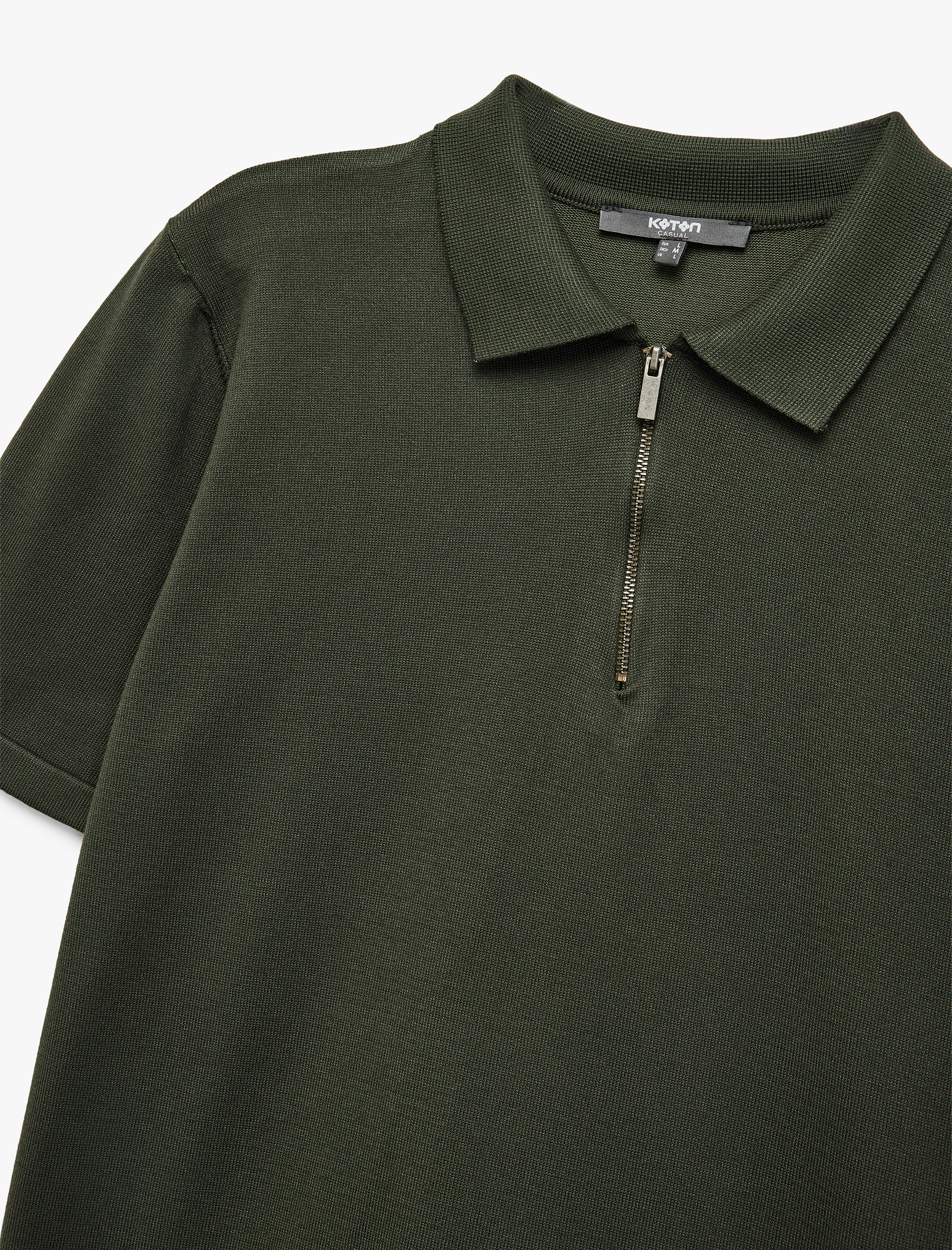 Viskon Regular Fit Polo Yaka Yarım Fermuarlı Kısa Kollu Triko Tişört