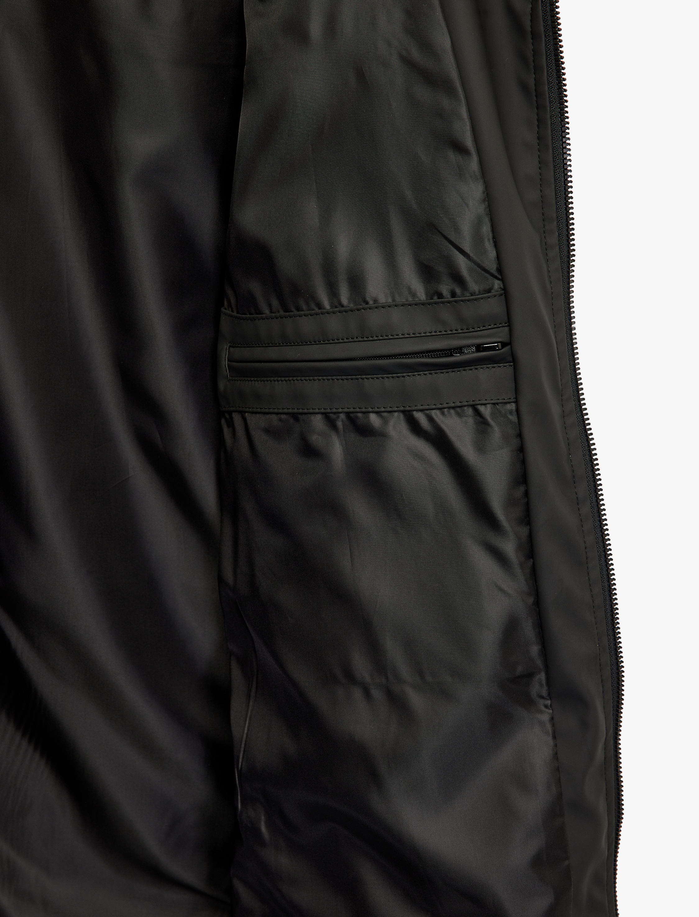 Viskon Regular Fit Polo Yaka Yarım Fermuarlı Kısa Kollu Triko Tişört