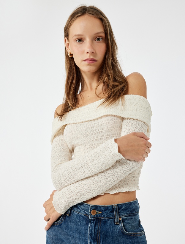 Slim Fit Dokulu Omzu Açık Uzun Kollu Tişört_0