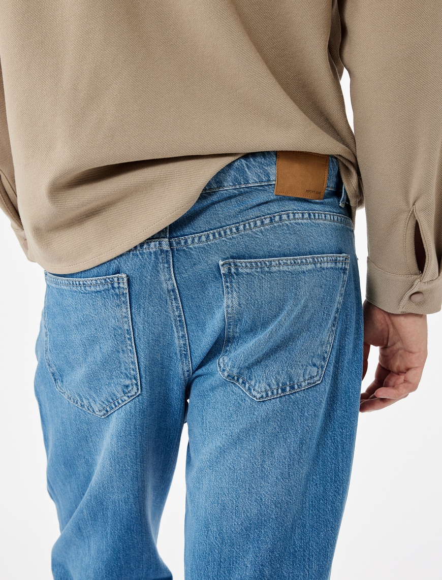   Pamuklu Normal Bel Cep Detaylı Vintage Straight Fit Jean Pantolon