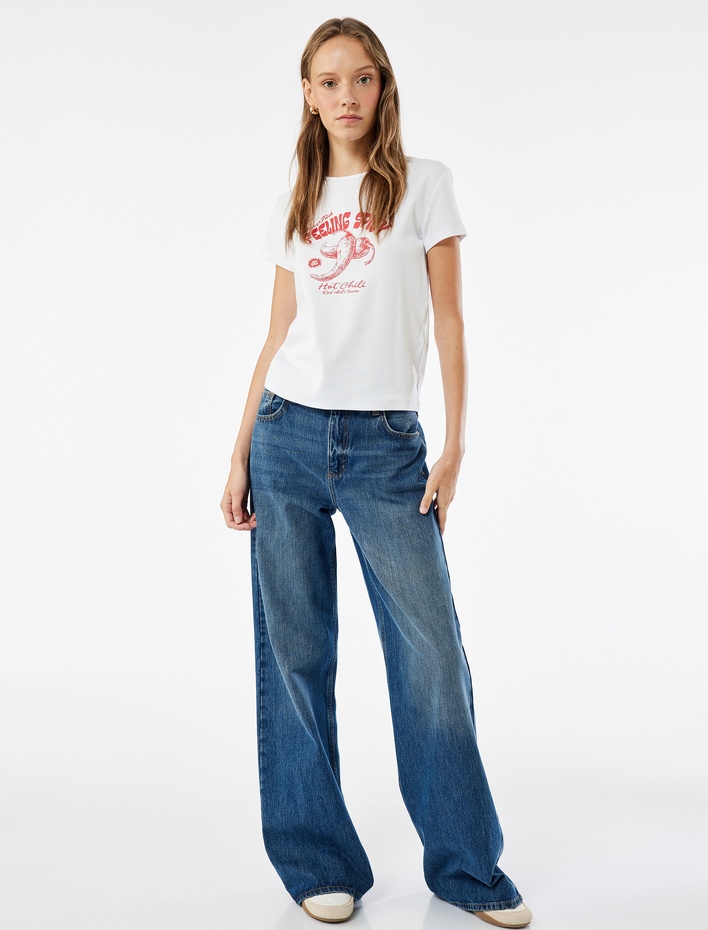  Pamuklu Slim Fit Kısa Kollu Bisiklet Yaka Tişört