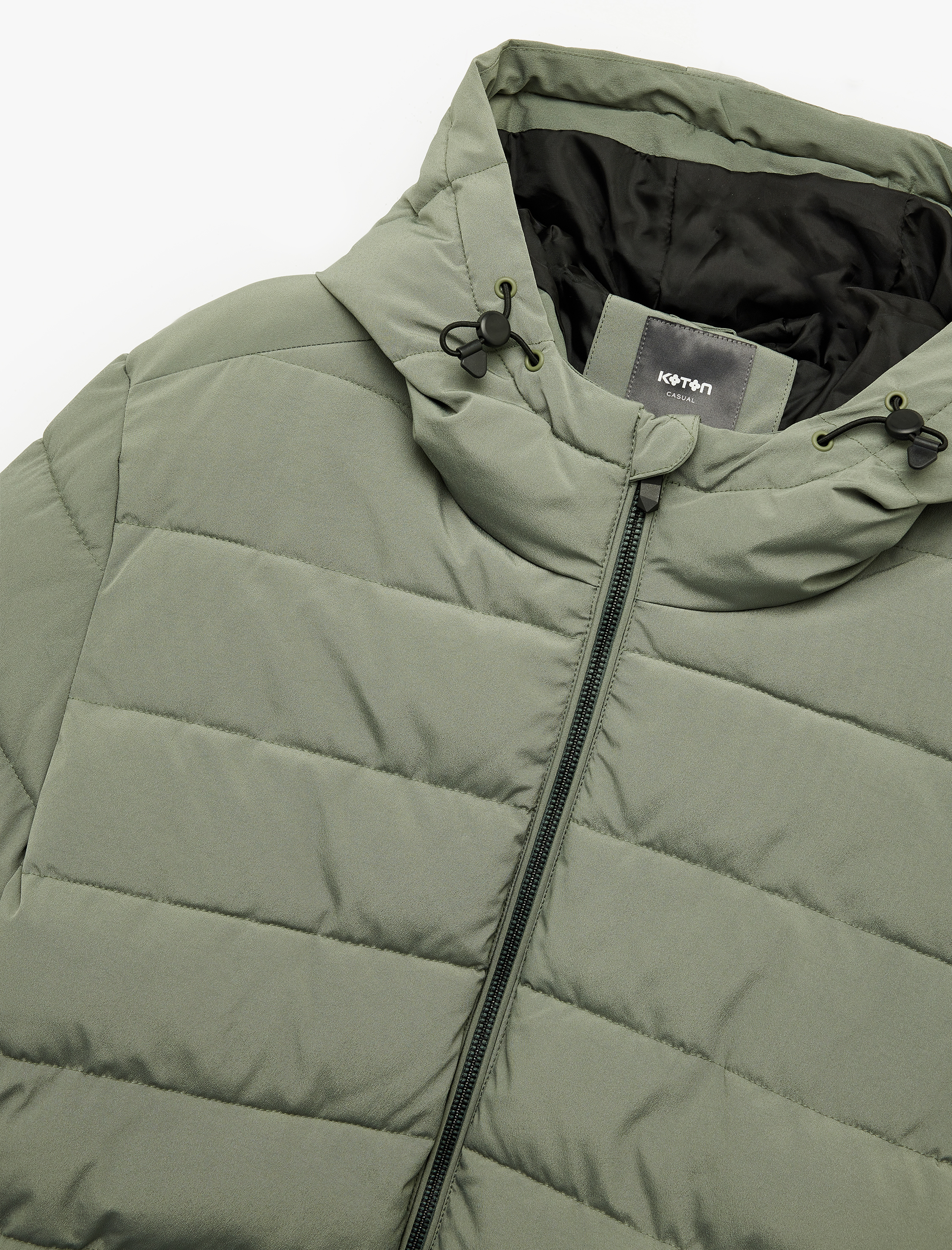   Kapüşonlu Uzun Kollu Fermuarlı Cepli Kışlık Şişme Mont