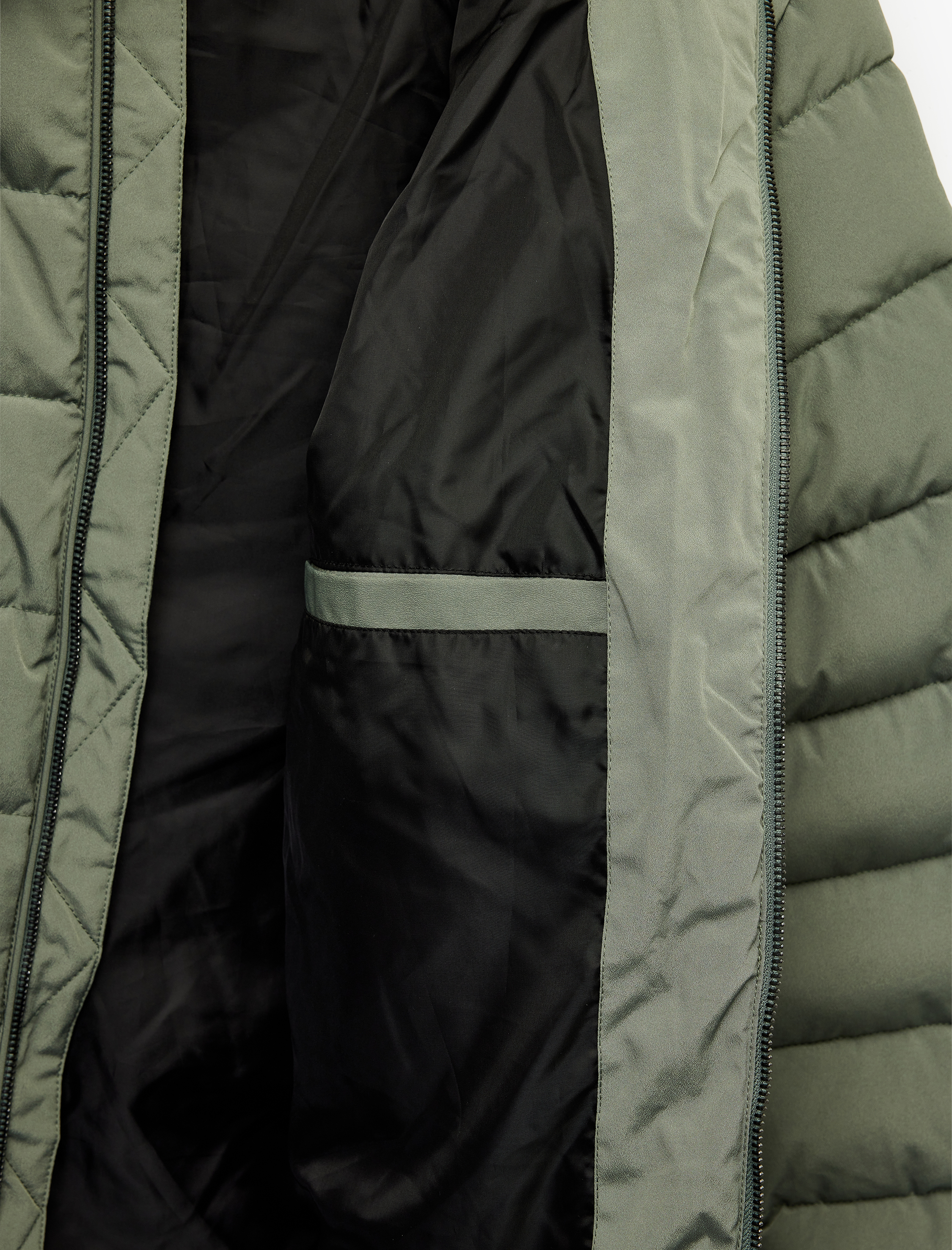   Kapüşonlu Uzun Kollu Fermuarlı Cepli Kışlık Şişme Mont