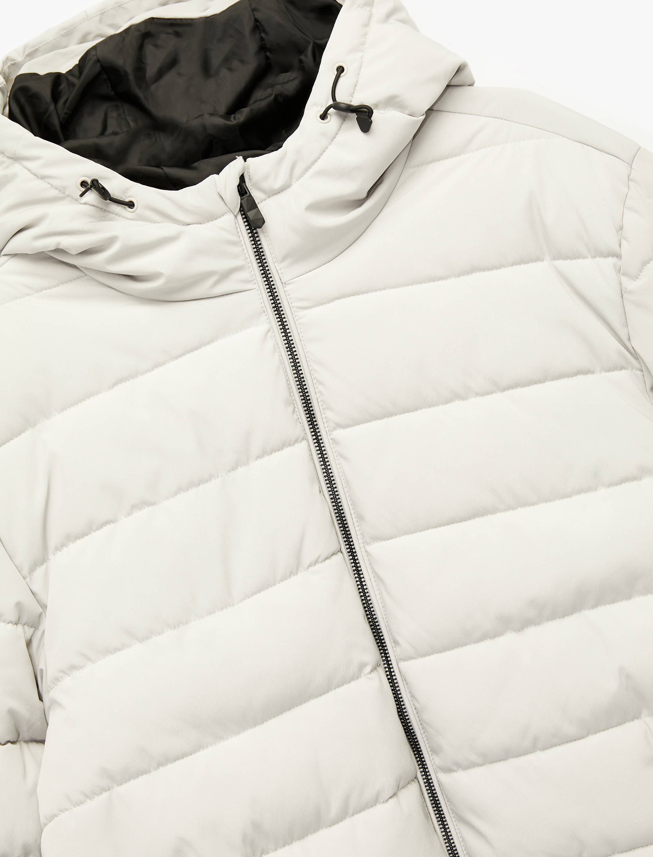   Kapüşonlu Uzun Kollu Fermuarlı Cepli Kışlık Şişme Mont