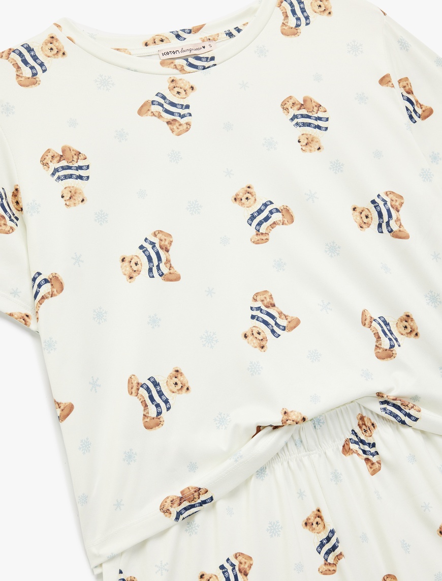   Rahat Kalıp Kısa Kollu Bisiklet Yaka Şortlu Ayıcık Baskılı Örme Pijama Takımı