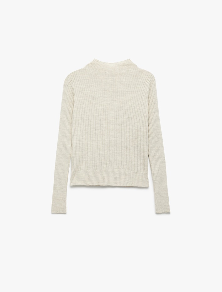  Regular Fit Uzun Kollu Hafif Dik Yaka Triko Kazak