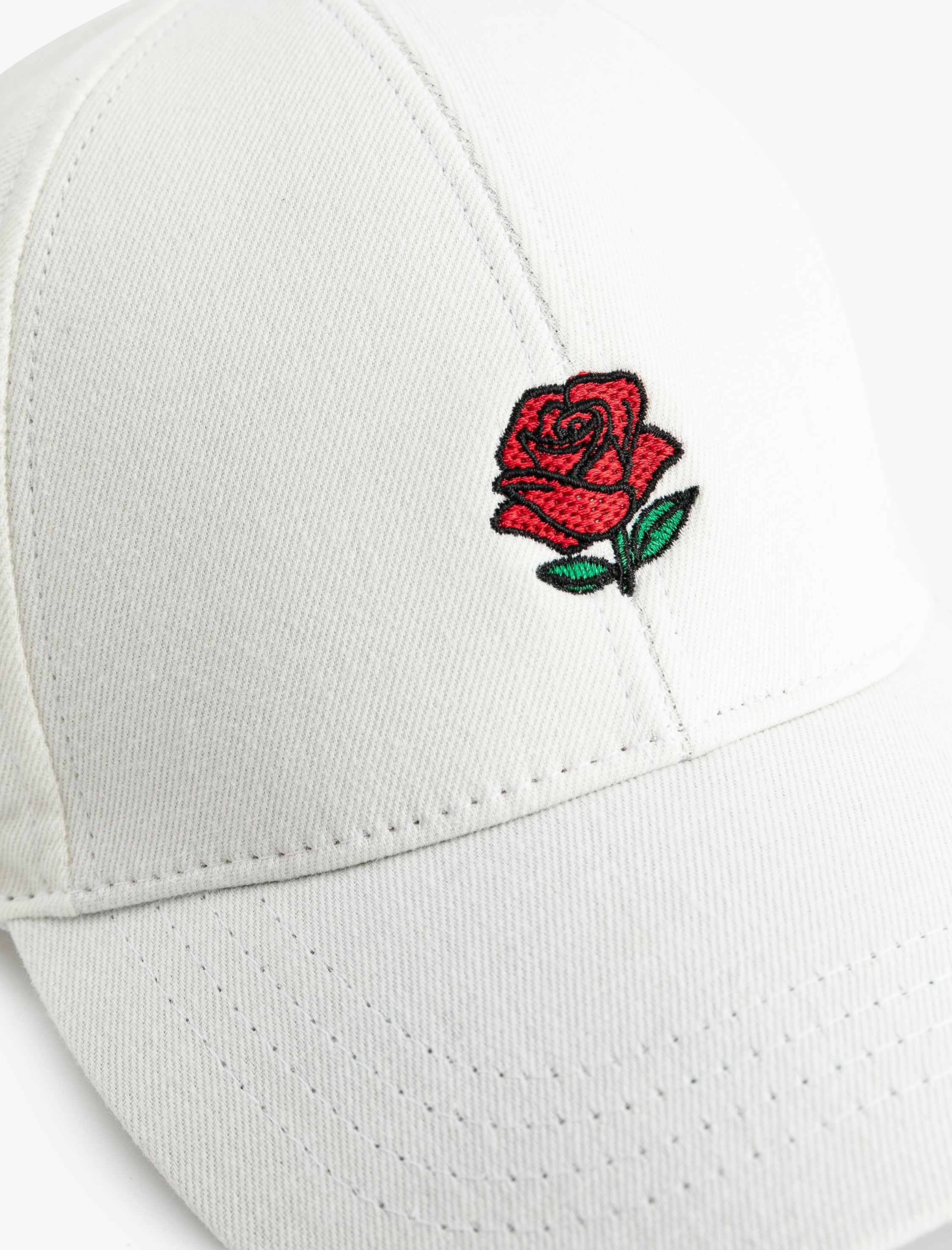  Kadın Gül İşlemeli Pamuklu Kep Şapka