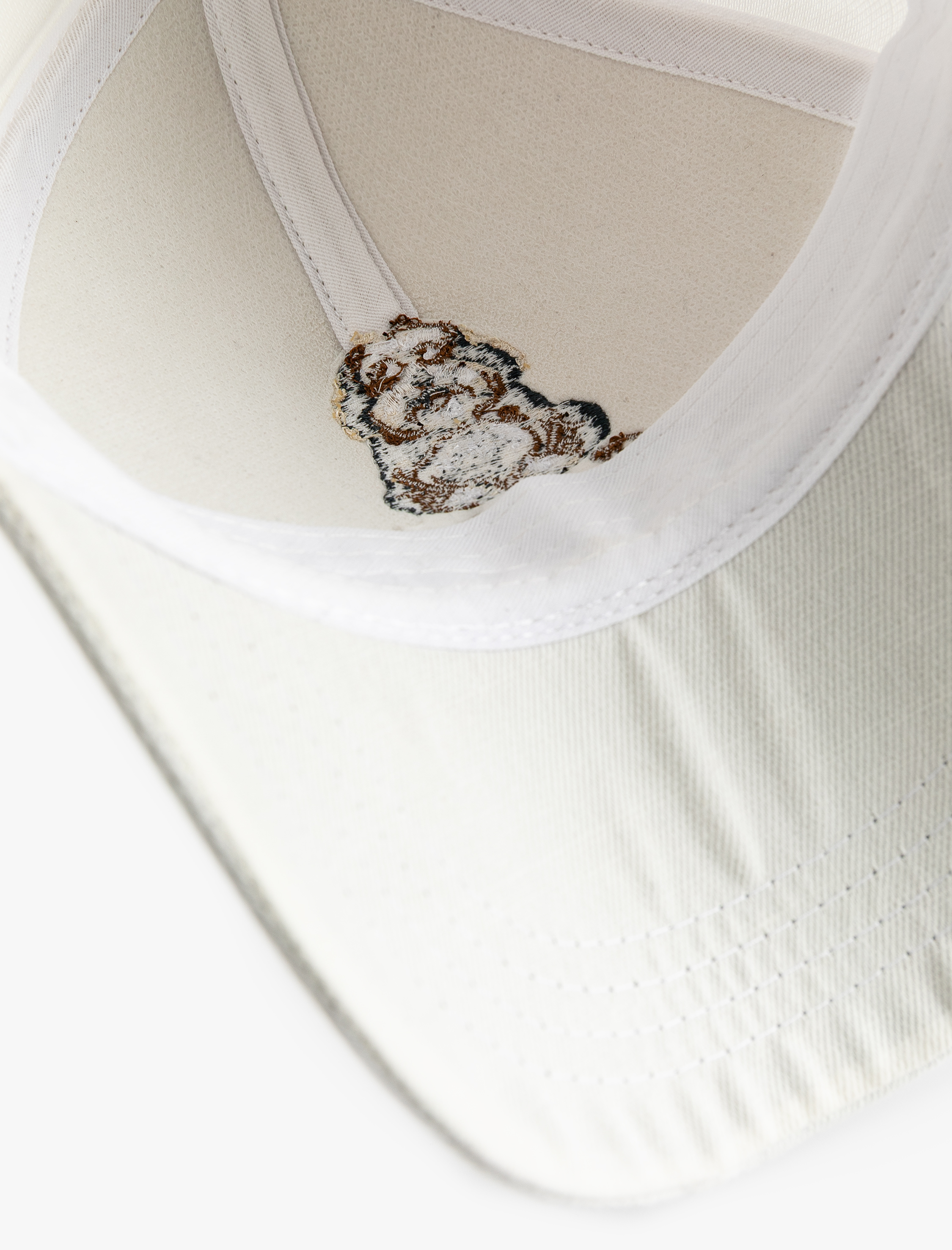  Kadın Köpek İşlemeli Pamuklu Kep Şapka