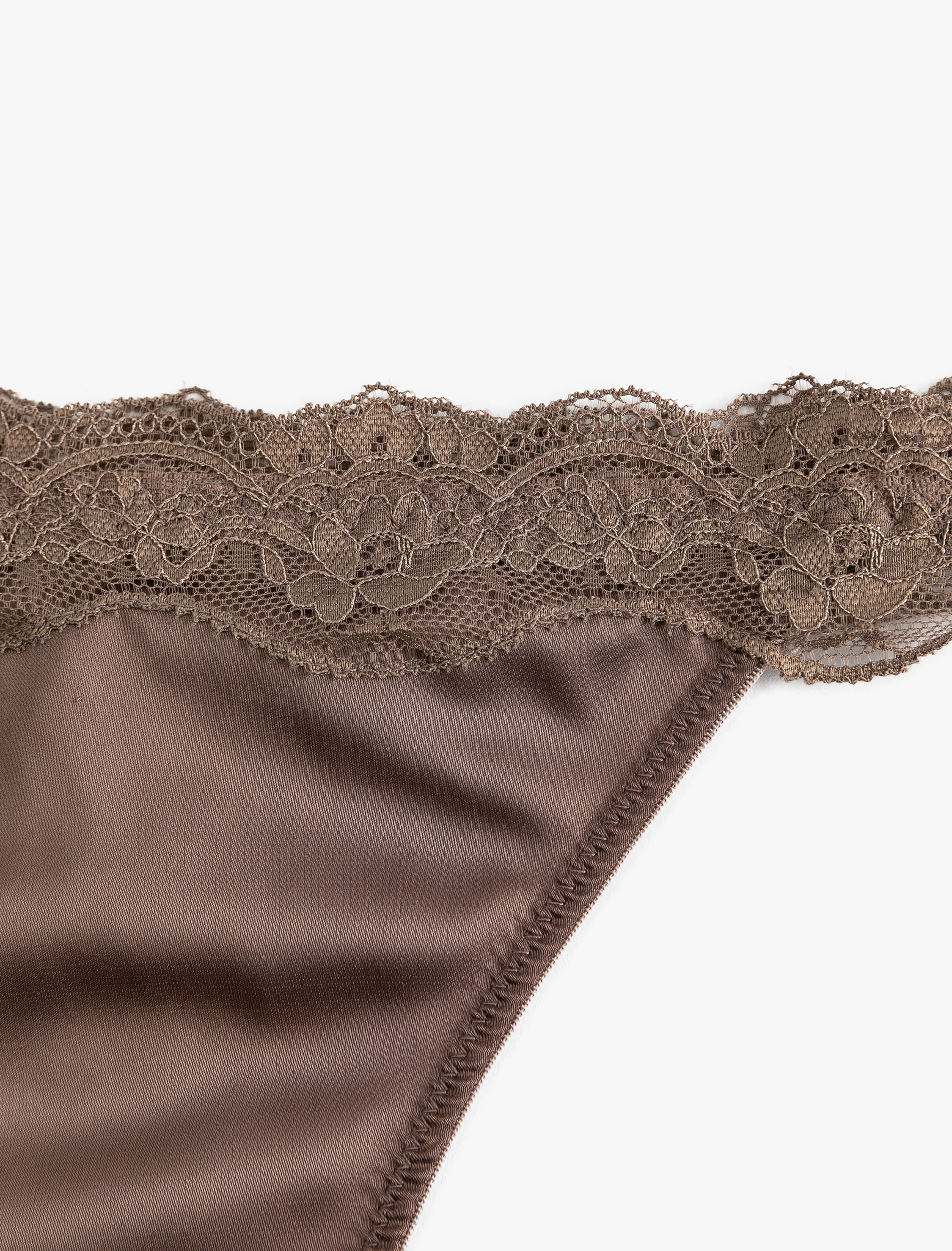   Dantel Detaylı Saten String Külot
