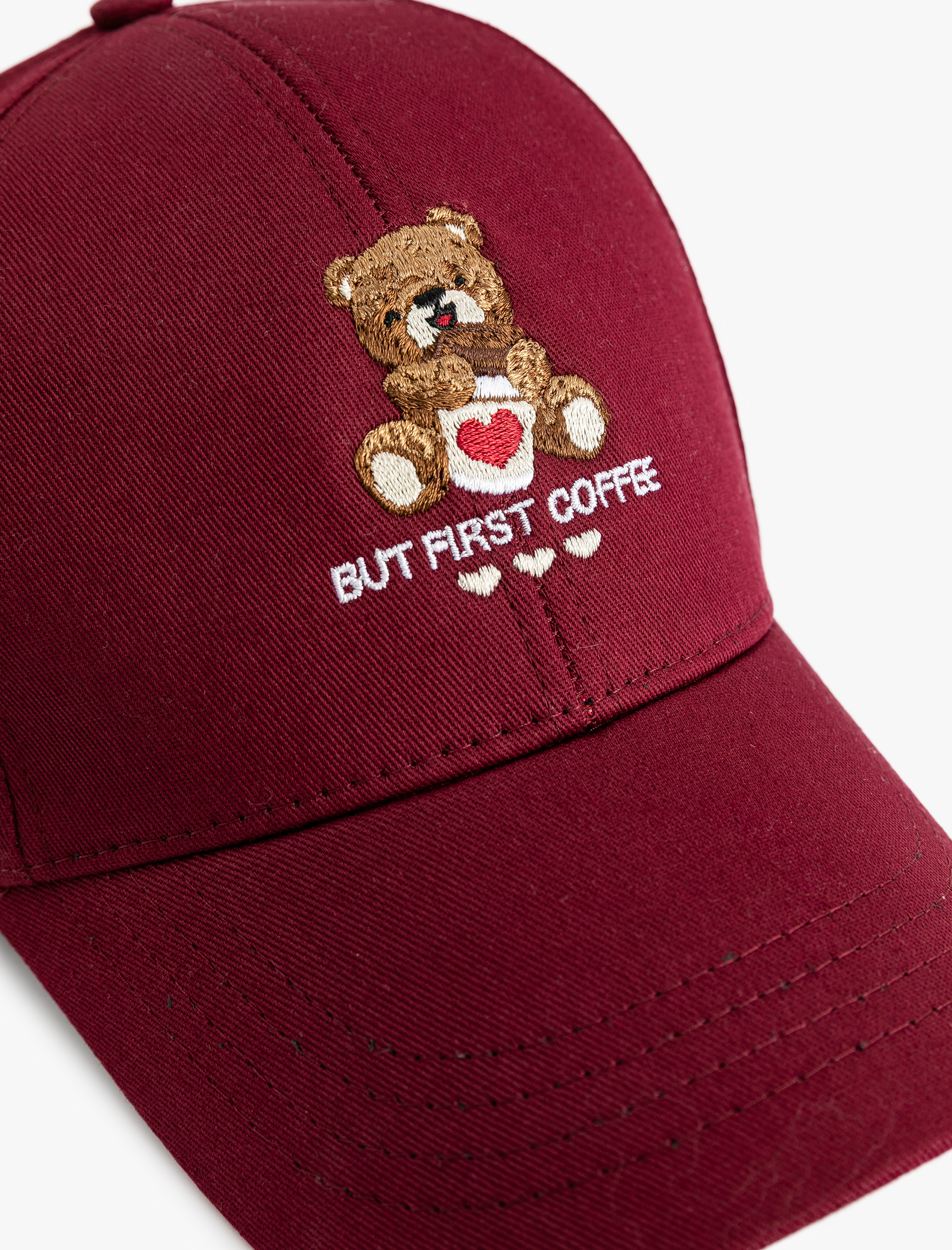  Kadın Ayıcık İşlemeli Pamuklu Kep Şapka