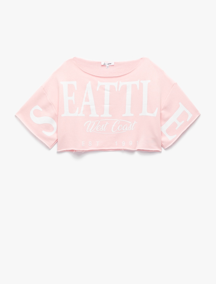   Kısa Kollu Omzu Açık Baskılı Oversize Crop Tişört
