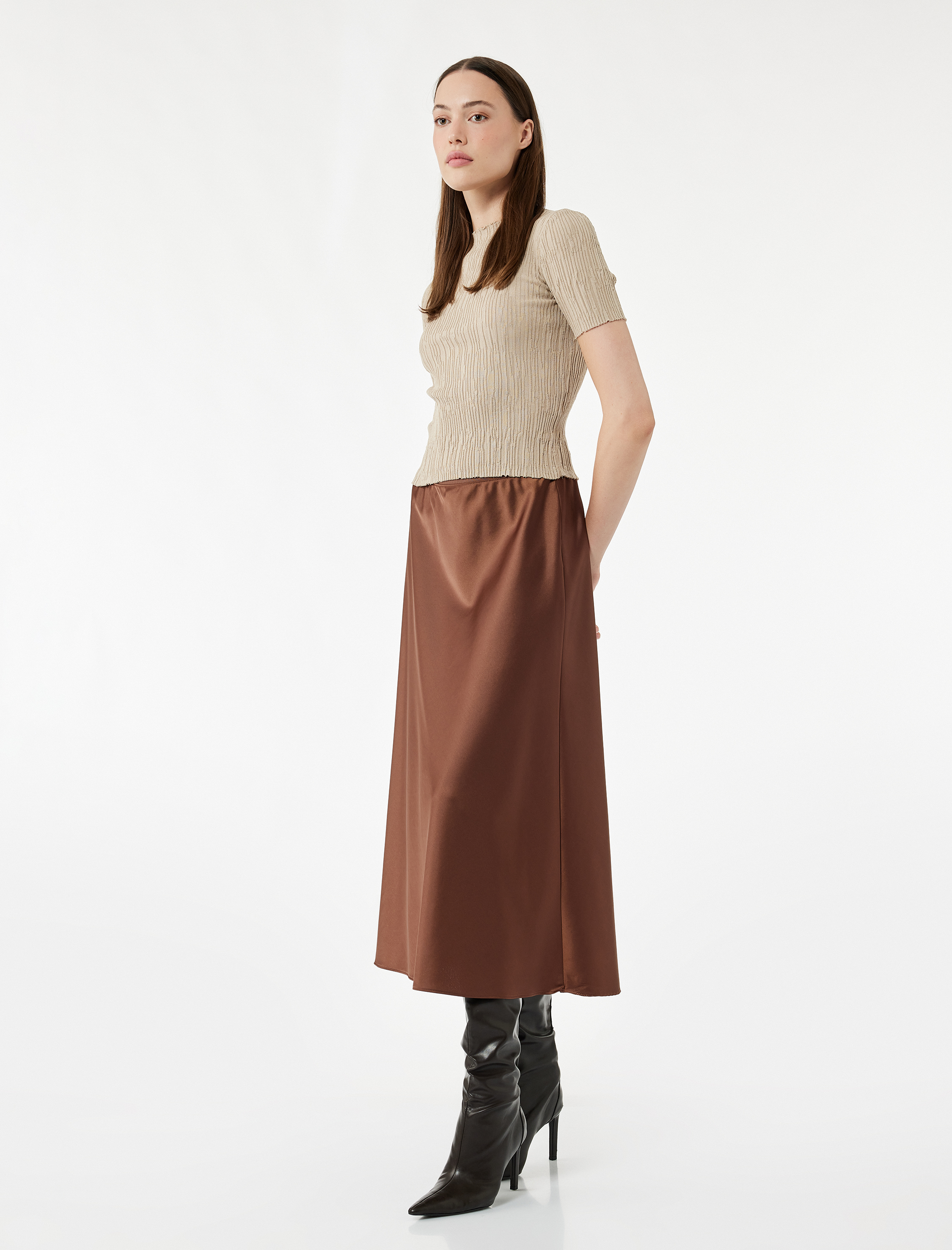 Standart Bel Regular Fit Saten Midi Etek