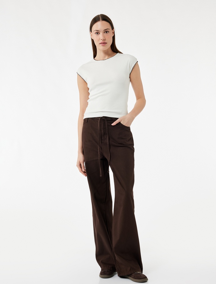  Modal Kumaş Bisiklet Yaka Kroşe Detaylı Kolsuz Tişört