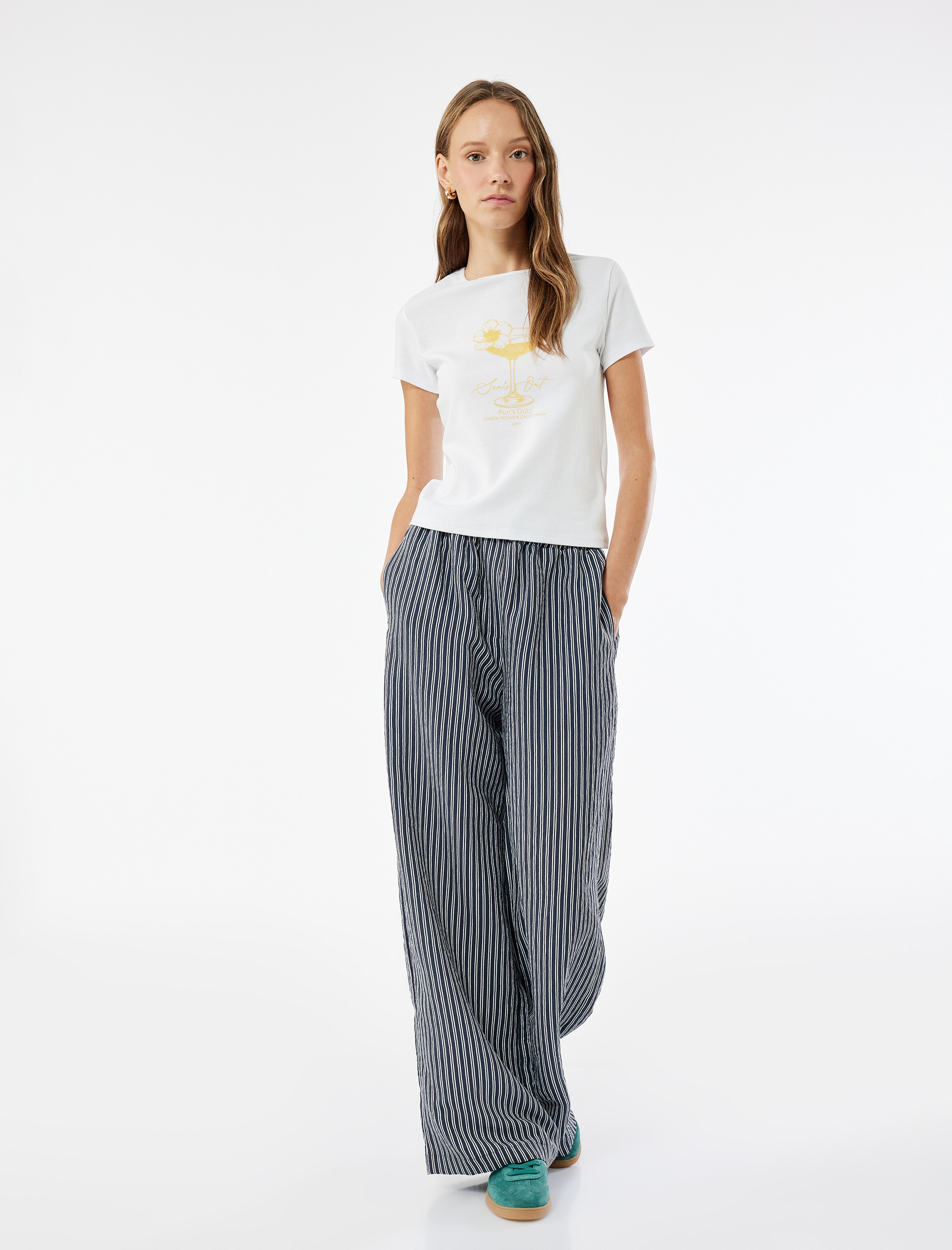   Slim Fit Kısa Kollu Pamuklu Bisiklet Yaka Baskılı Tişört