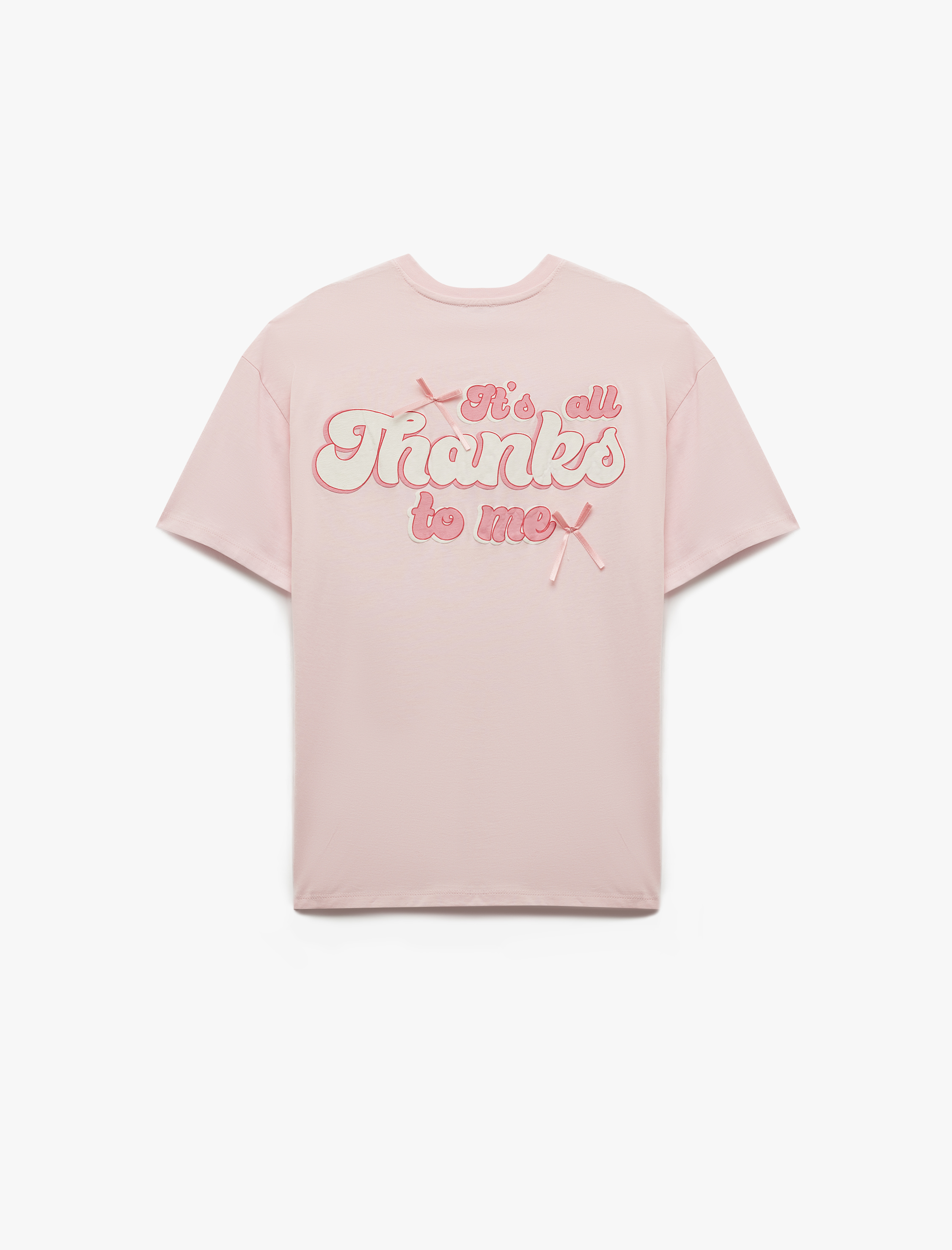   Rahat Kalıp Kısa Kollu Bisiklet Yaka Fiyonklu Arkası Baskılı Tişört