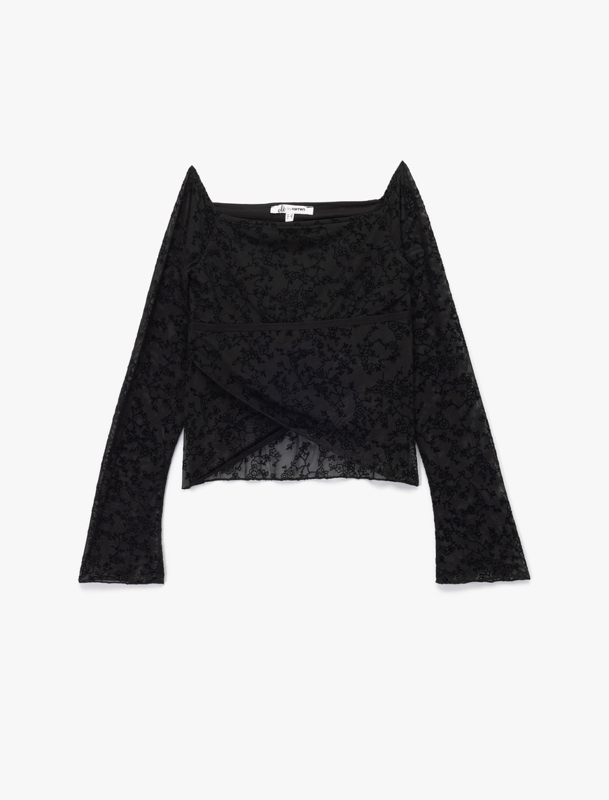   Kare Yaka Uzun Kollu Dantel Detaylı Slim Fit Tişört