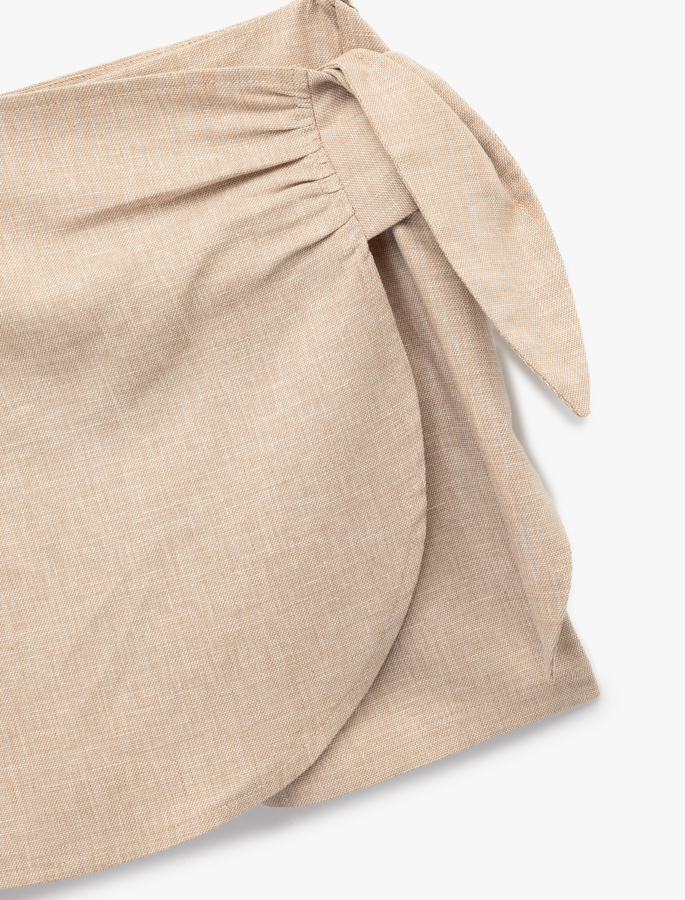   Kruvaze Yandan Bağlama Detaylı Keten Şort Etek