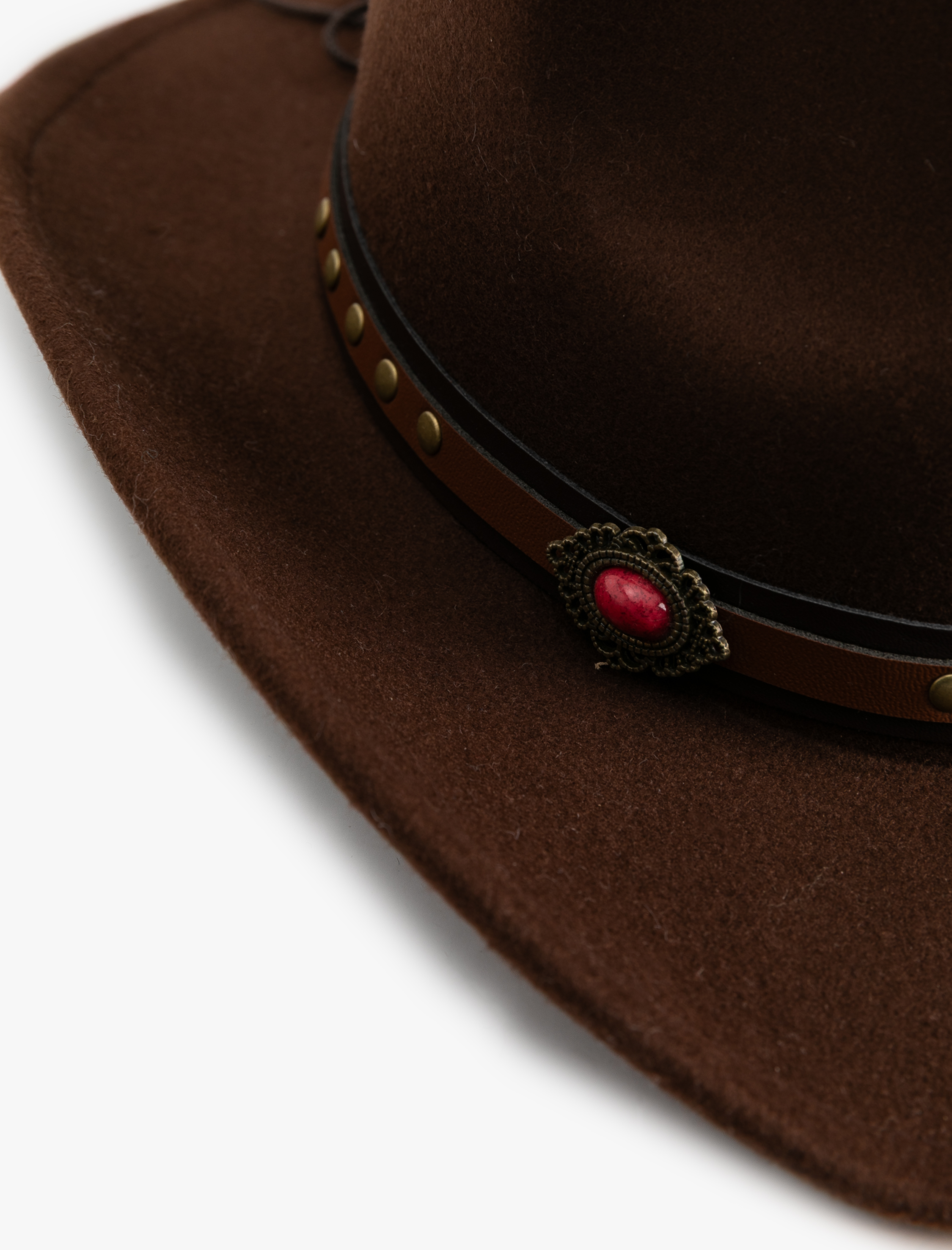  Kadın Kemer Detaylı Fötr Şapka