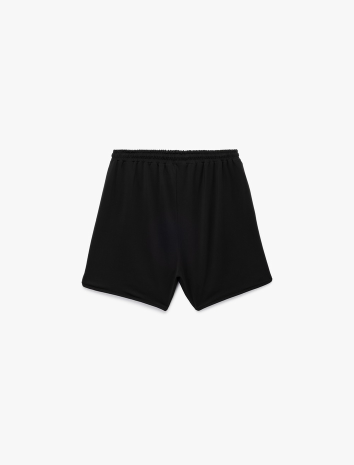  Beli Bağcıklı Cep Detaylı Baskılı Spor Şort